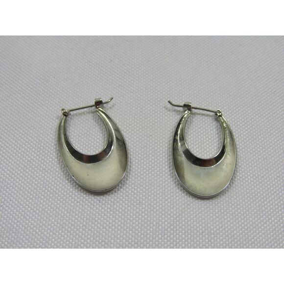 2 Pairs of Silver Tone Dangly Earrings Minimalist Neutral Y2K - Picture 2 of 5